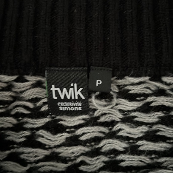 Twik sweater skirt with pockets, size S - Picture 3 of 4